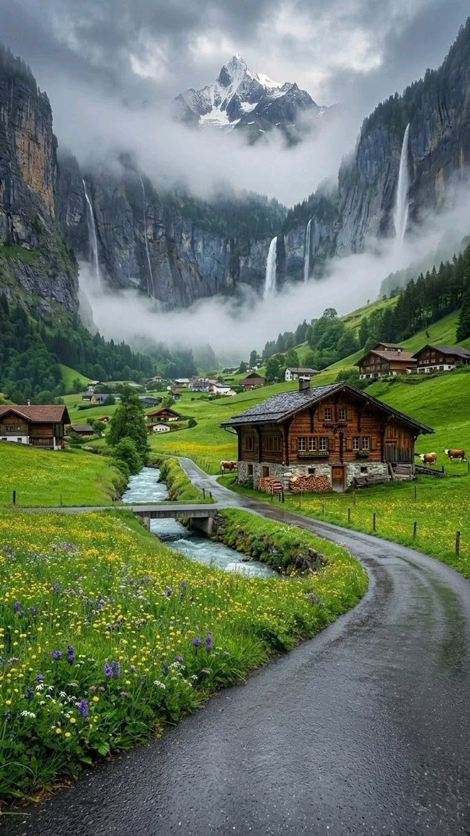 moraimauy's tweet image. Lauterbrunnen 

                                  #Switzerland