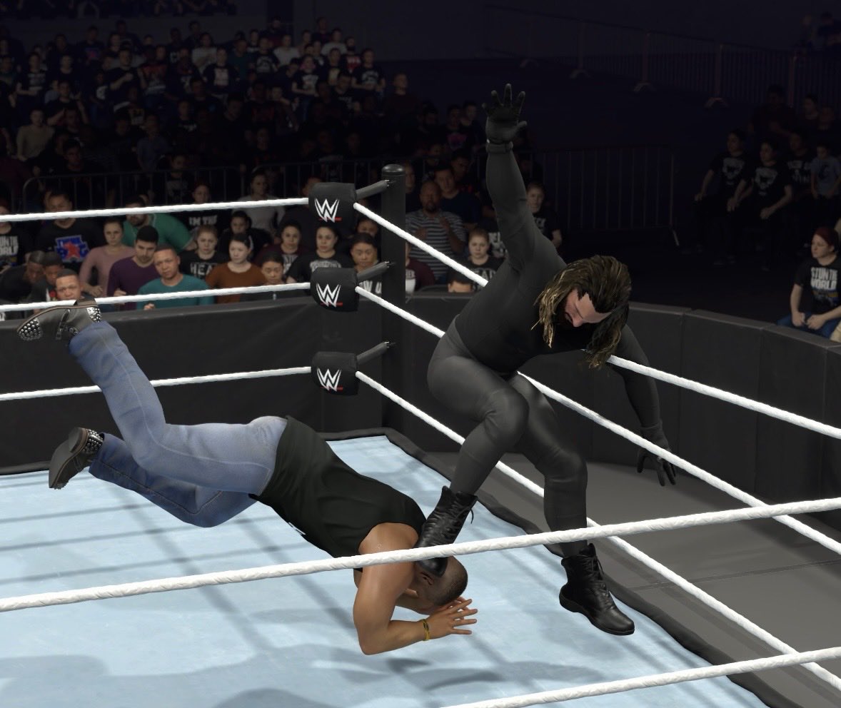 bigbadkitch's tweet image. The masked man revealed himself to be Seth Rollins at #eliminationchamber 

Bron breakker ran out for a fight and #sethrollins laid him out

#wwe2k26 #wweraw 

Rollins challenged breakker to a fight at #wrestlemania 

Follow my universe mode here ⬇️ 

facebook.com/share/1GkfLaXm…
