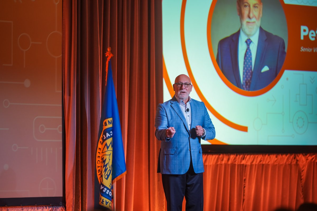 epnacusa's tweet image. Capturing the future of the industry at the incredible NECA - EMERGE 2026! ⚡️ We loved being behind the lens for this event. 📸✨
.
.
.
#eventphotography #epnac #photography #capturedbyepnac