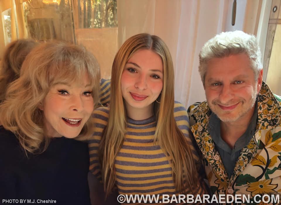 Barbara Eden tweet media