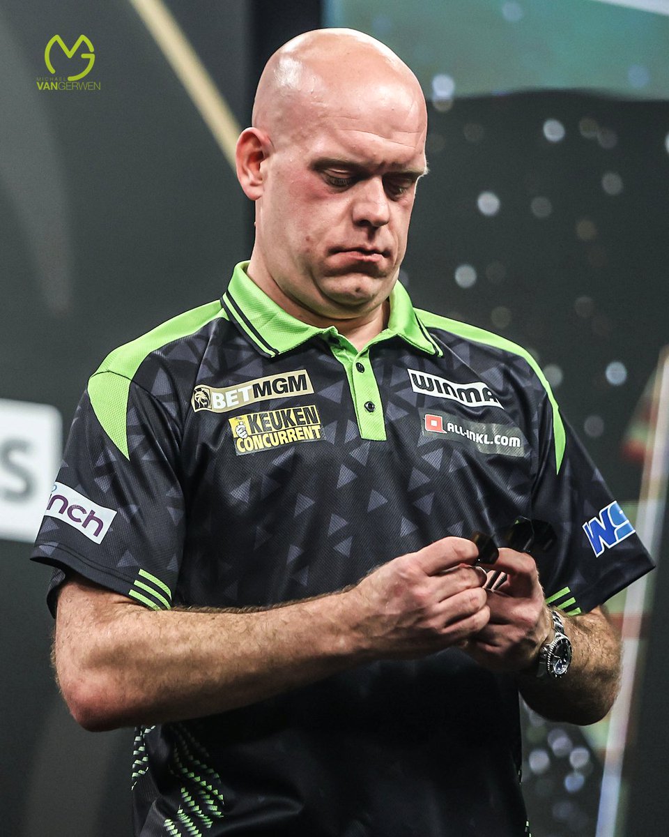 Michael Van Gerwen tweet media