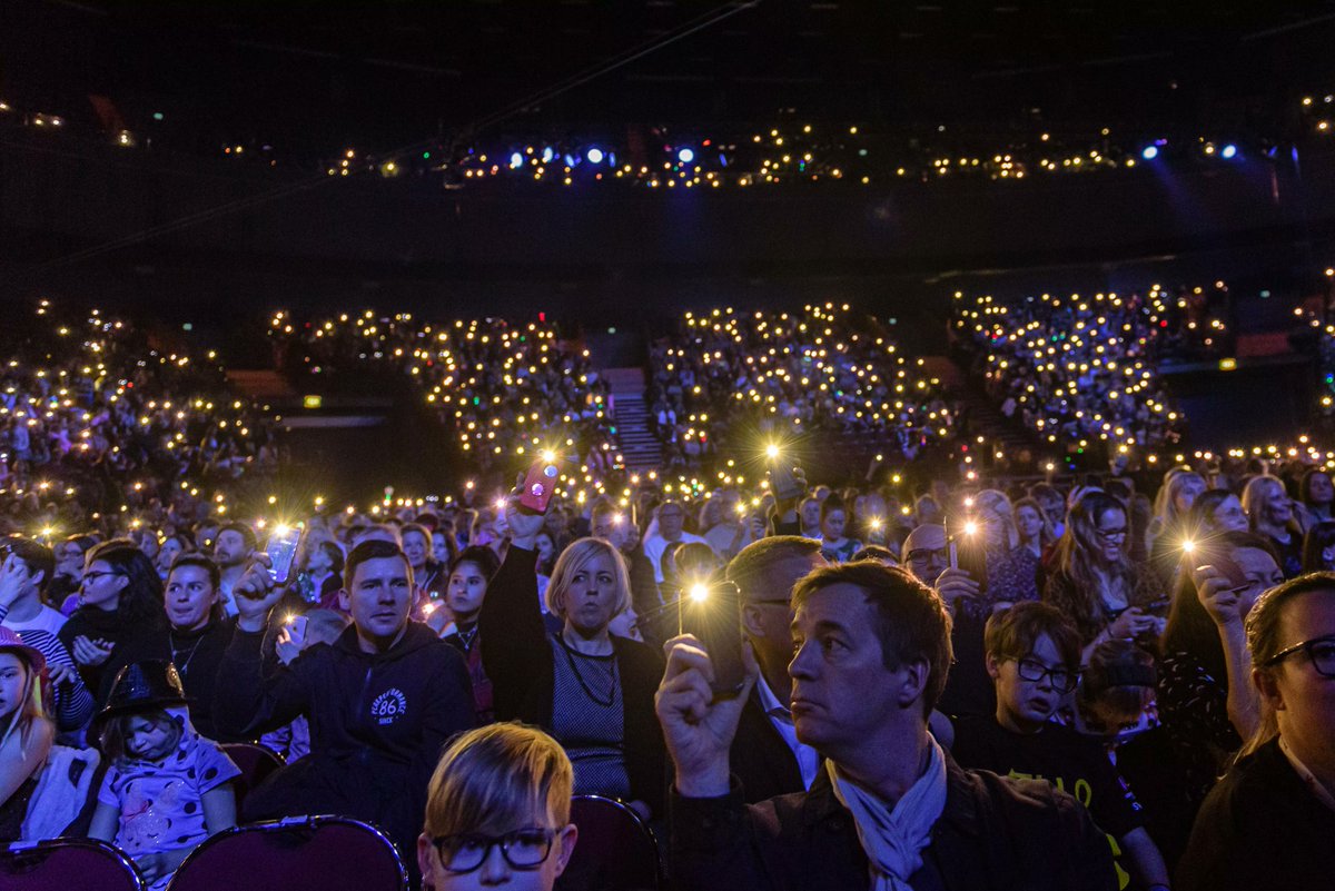 GAFFA_se's tweet photo. HAR DU LÄST : Sparkrav kan förändra Melodifestivalen https://t.co/LFWP7bgO4V https://t.co/W70ycntm6K