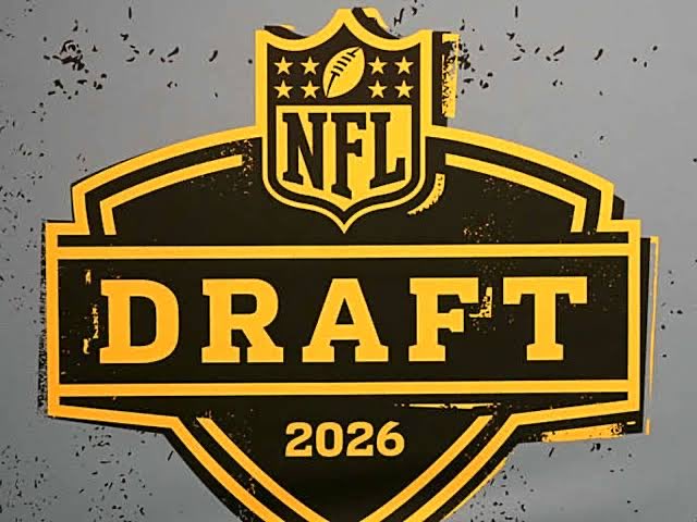 waddleMuse1's tweet photo. IN SULLY WE TRUST
11 - Caleb Downs S
30 - Avieon Terrell CB
43 - Zion Young ED
75 - Max Klare TE
87 - Anthony Hill Jr LB
90 - Jalen Farmer G
94 - Ted Hurst WR
130 - Brian Parker II T
151 - Devon Marshall CB
227 - Riley Nowakowski TE/FB
238 - Cole Payton QB
#nfldraft #miamidolphins