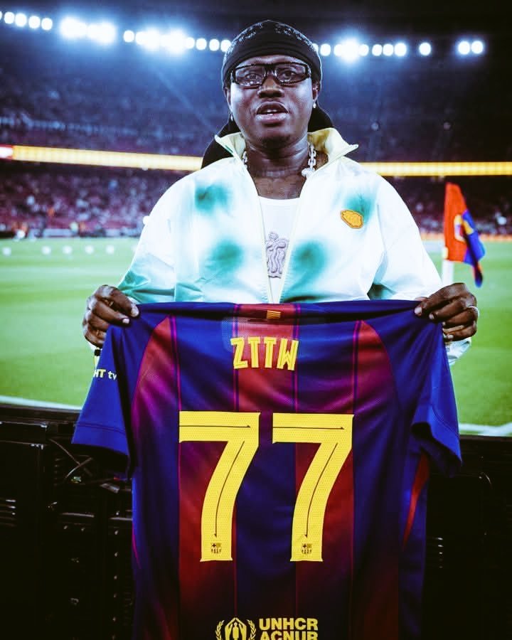 JIdongesit14863's tweet image. On April 22, 2026, Nigerian rapper Zlatan Ibile was spotted at the iconic Camp Nou in a Barcelona jersey, showing much love for FC Barcelona.💙❤️

Naija to the world. 🇳🇬🌍

#FCBarcelona #ZlatanIbile