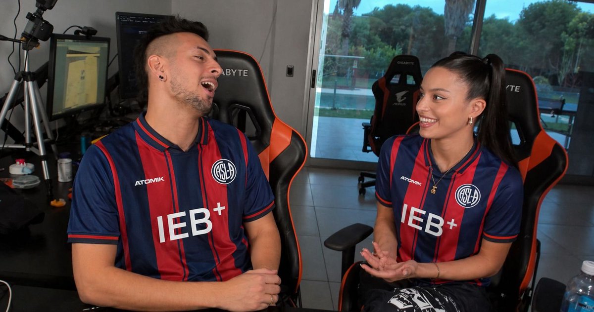 Caslan18 tweet media