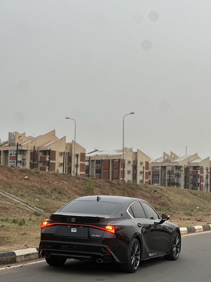 IconicRides001's tweet image. FOREIGN USED LEXUS IS350 F-SPORT YEAR 2023 PRICE @68M 
Nationwide delivery DM or ☎️: 09132601648
#abuja #lagos #is350 #iconicrides001