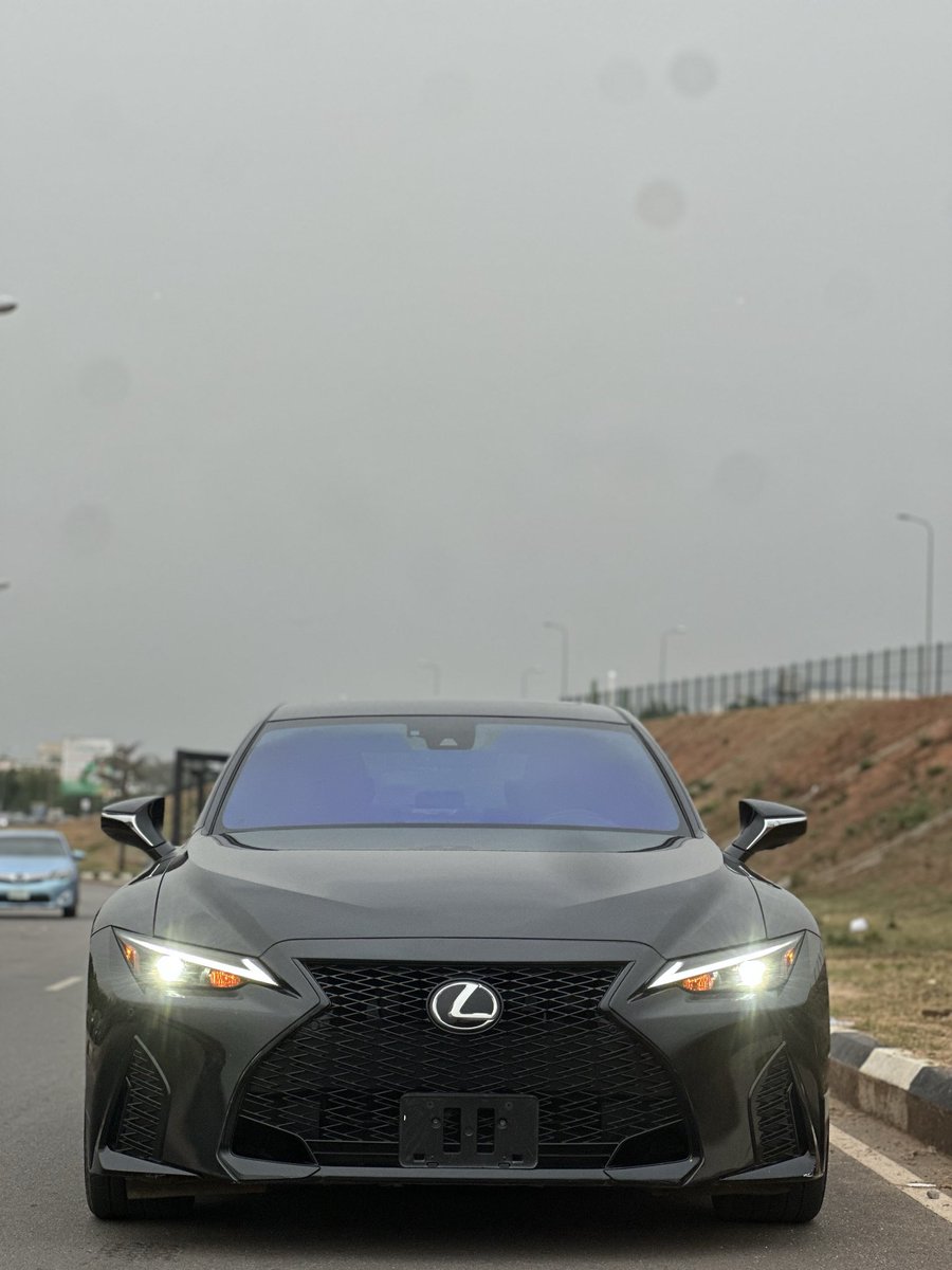 IconicRides001's tweet image. FOREIGN USED LEXUS IS350 F-SPORT YEAR 2023 PRICE @68M 
Nationwide delivery DM or ☎️: 09132601648
#abuja #lagos #is350 #iconicrides001