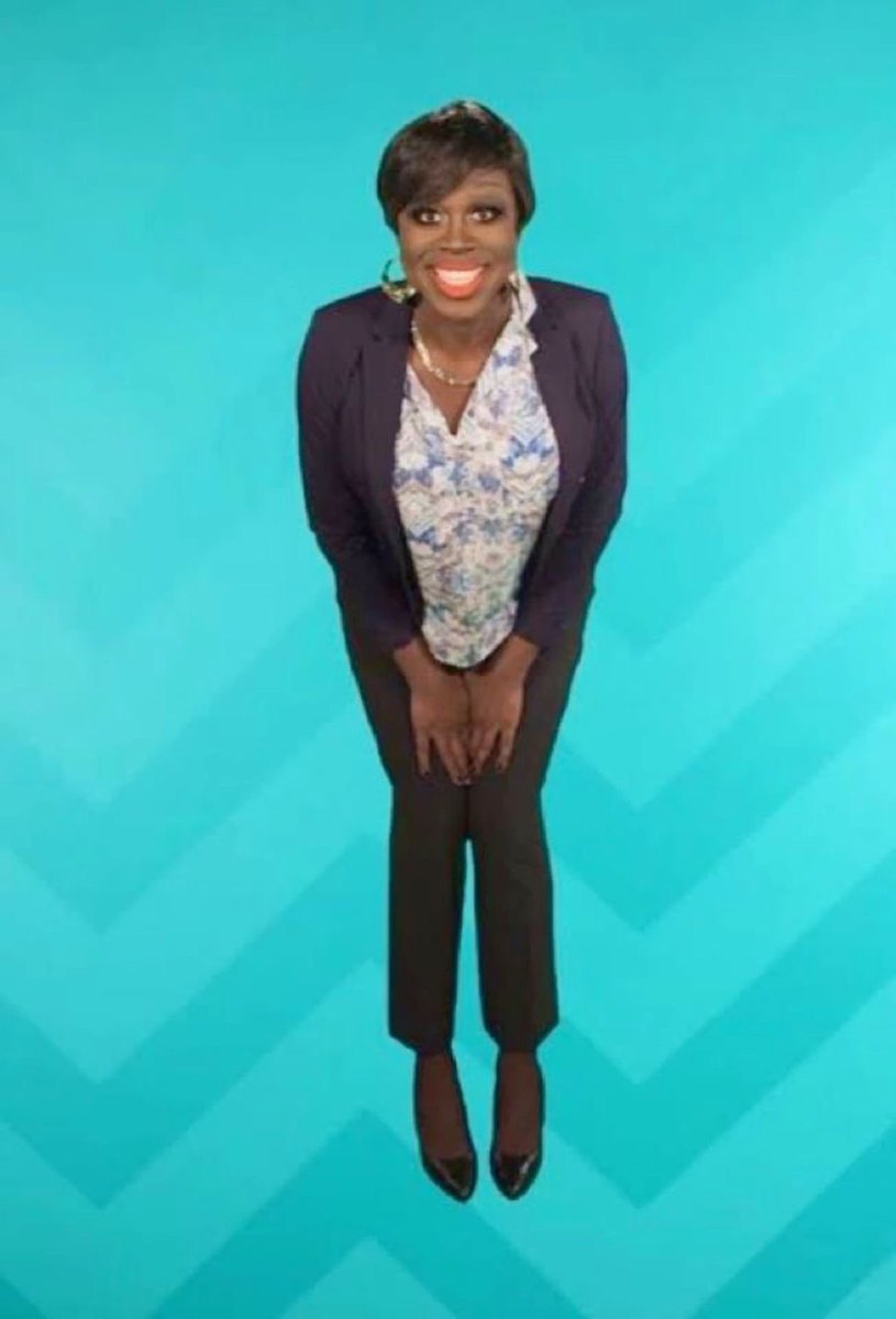 izzy #teamdarlene tweet media