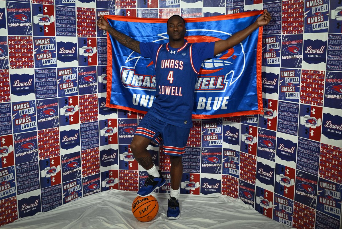 Kbucks13_'s tweet photo. River Hawks💙❤️?? #officialvisit @JucoPulse @JucoRecruiting https://t.co/dty4U8SzEL