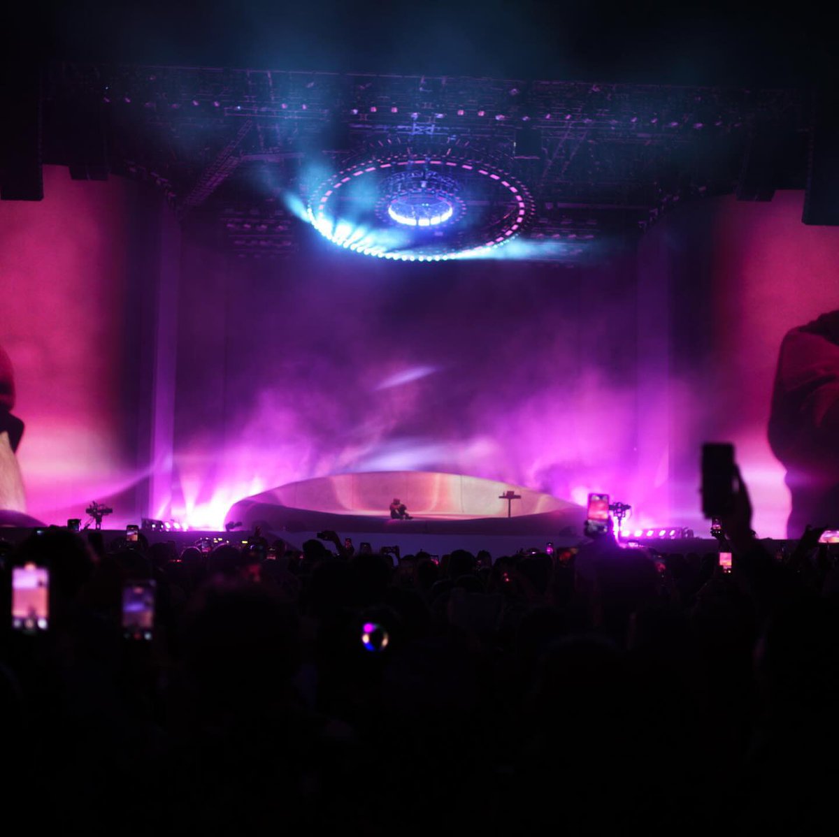 Justin Bieber tweet media