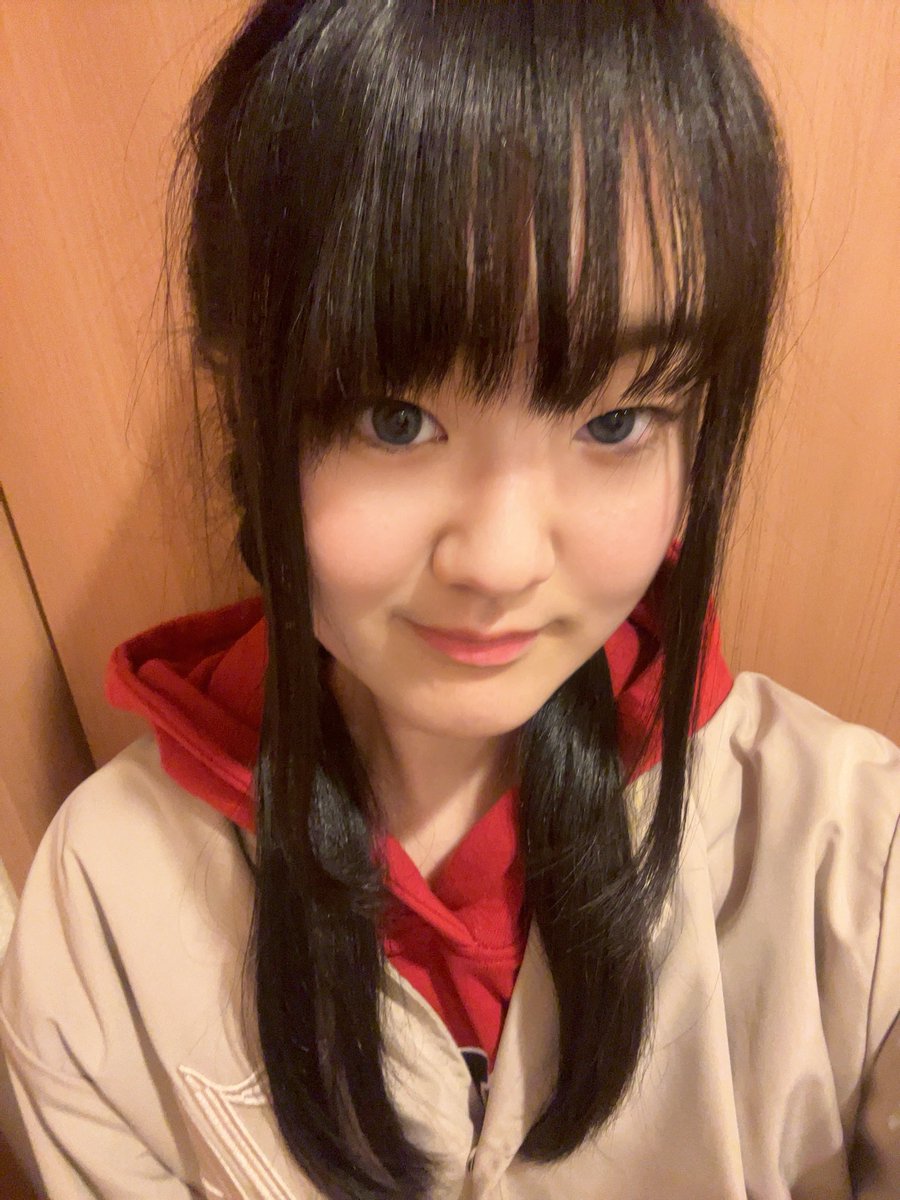 おはよう
実はとっても朝が得意なタイプなんです✌️✨
みんなが起きる頃には、もう準備万端だよ〜！
今日も一日、一緒に頑張ろうねぇ！

#はいうぃろう｡ #アイドル #木村月奈 #おはようリプ待ってます