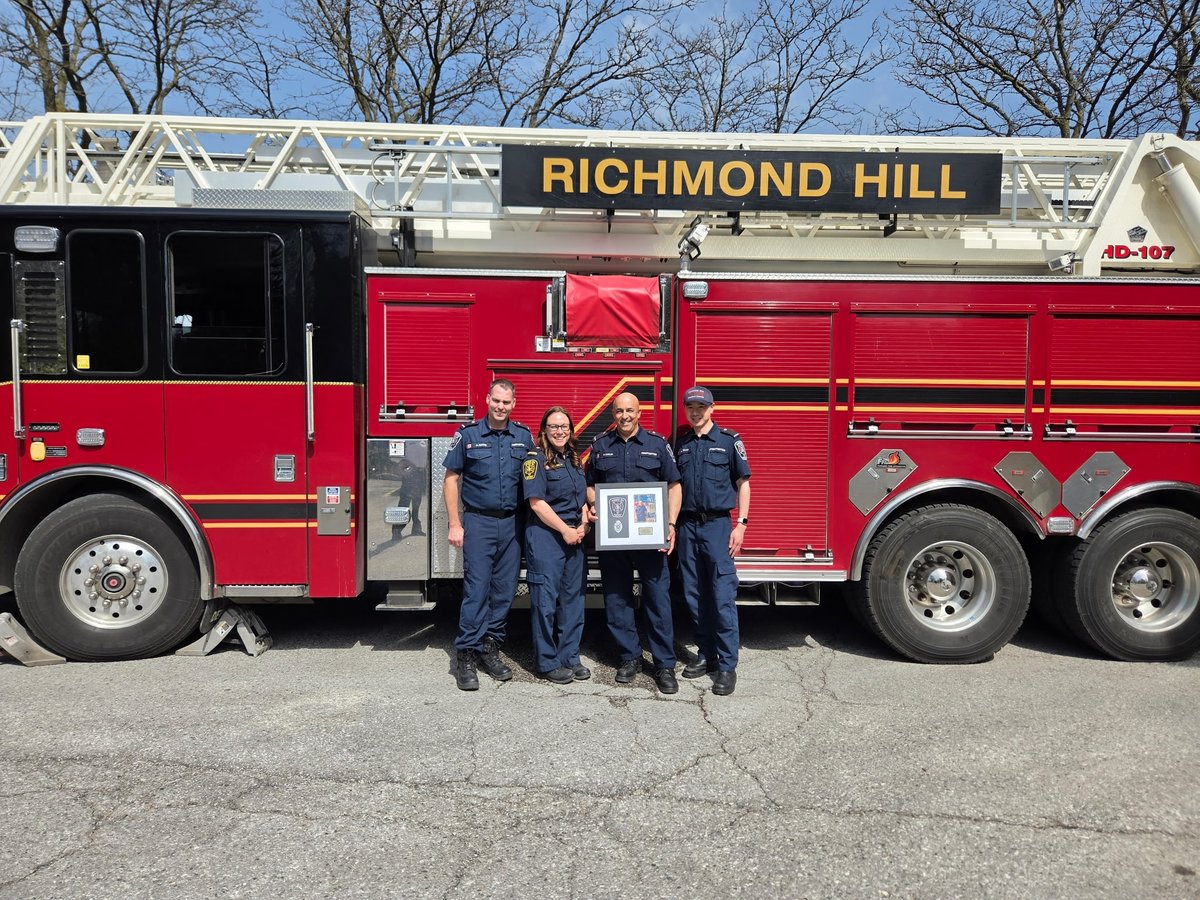 Richmond Hill Fire tweet media