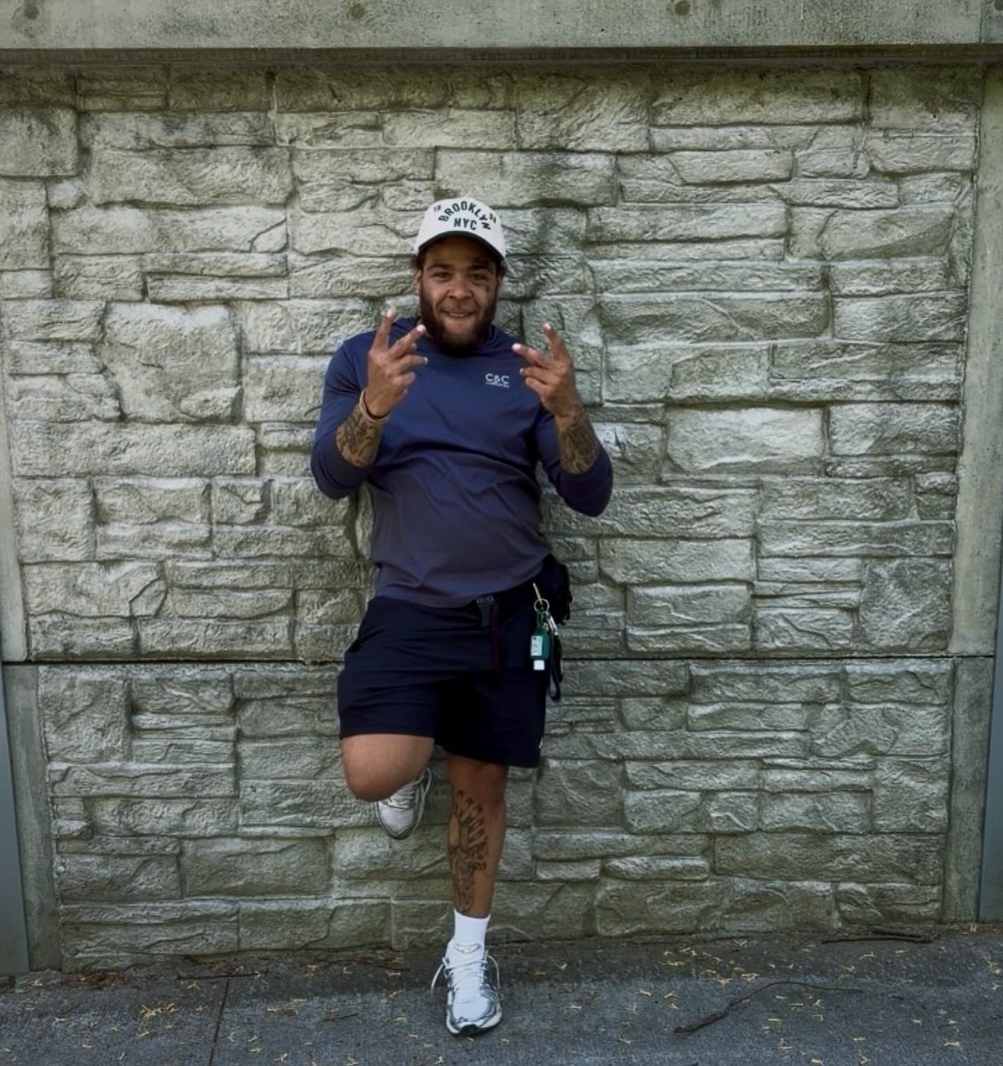 MoneyAveGeneral's tweet image. The shit we did, you won’t believe me
Now I’m at the turn up, lookin’ lonely
‘Cause everybody see me
Roll some blunts and hit her once and now she need me
Her nigga wanna be me (yeah)
But they don’t know I’m fightin’ demons
♟️⏩👑 #fyp #nature #walk #hike #freedom