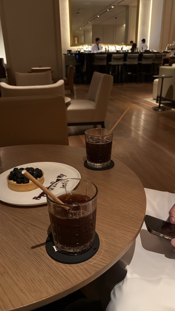 سـلطان tweet media