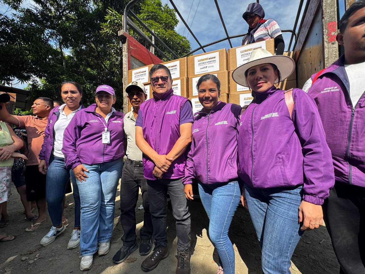 Riesgos_Ec's tweet image. 📍 #Guayas | Salitre

Ante las fuertes afectaciones provocadas por eventos adversos, el Gobierno Nacional, liderado por el presidente Daniel Noboa, mantiene atención firme en territorio. 🇪🇨

A través de la Secretaría Nacional de Gestión de Riesgos, se realizó la entrega de