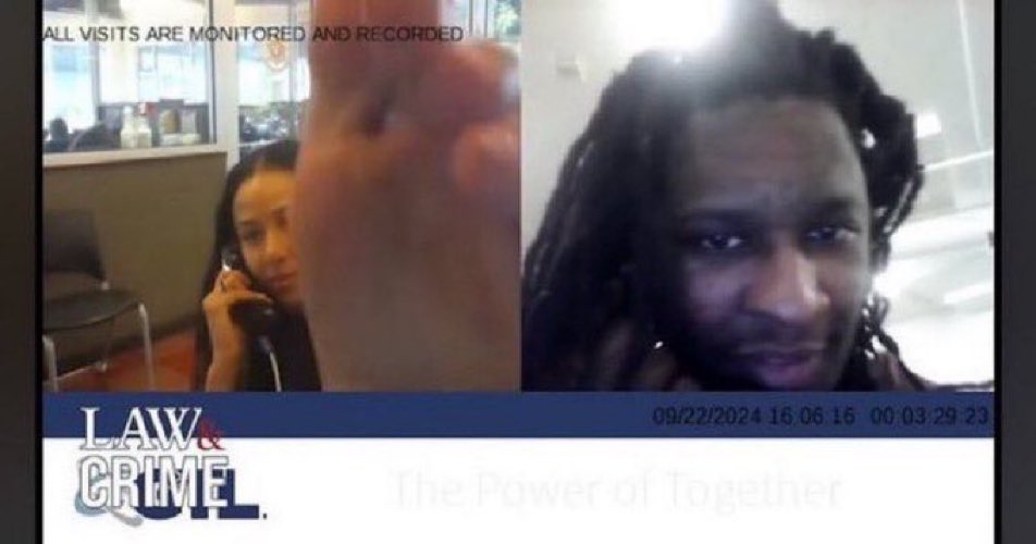 Blasian 🦶🏽💕 tweet media