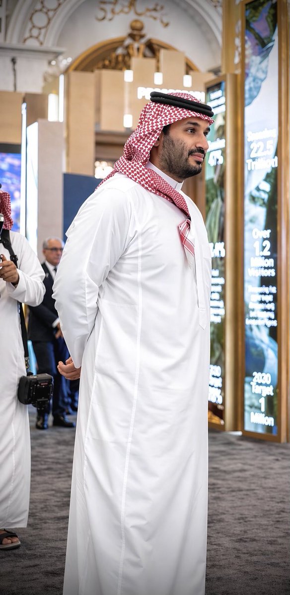 اللهم لاتحرمنا من وجوده🙏🤍🇸🇦🤍
#محمد_بن_سلمان‌