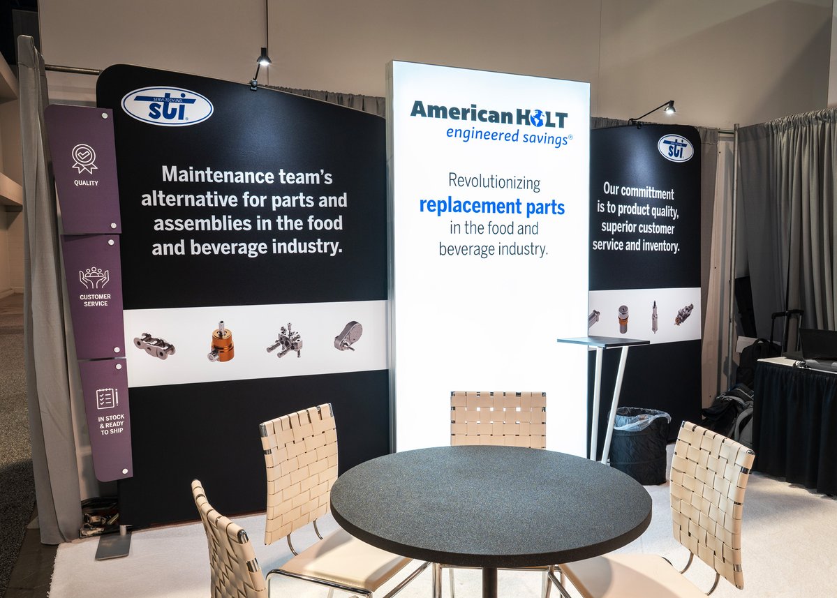 For American Holt Corp, collaboration with Featherlite proved that impactful exhibits don’t always need to be expensive! 👉 Read more about the booth design here: hubs.li/Q03Zcc0_0

#Exhibits #PACKEXPO #AmericanHoltCorp #TradeShowSuccess #InnovationInExhibits