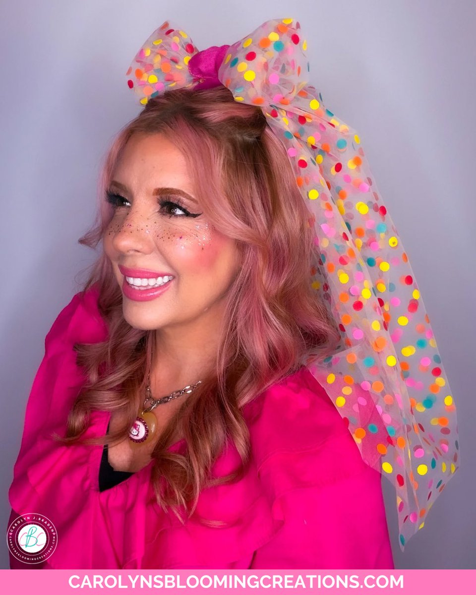 carolynjbraden's tweet image. Who says bridal has to be all white? 💕 From weddings to bachelorette parties to quinceañeras, this piece makes every moment feel extra special. 

Full tutorial is live on my website 🔗 carolynsbloomingcreations.com/blog/how-to-cr…
! ✨#wedding