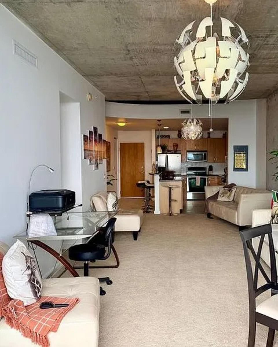 JoffreSNavas's tweet image. Officially RENTED! 🔑 300 S Australian Ave, WPB. Congrats to my client on their new downtown home! Ready to move? Let’s connect. 📲

#WPB #JustRented #WestPalmBeach #RealEstate #SouthFlorida