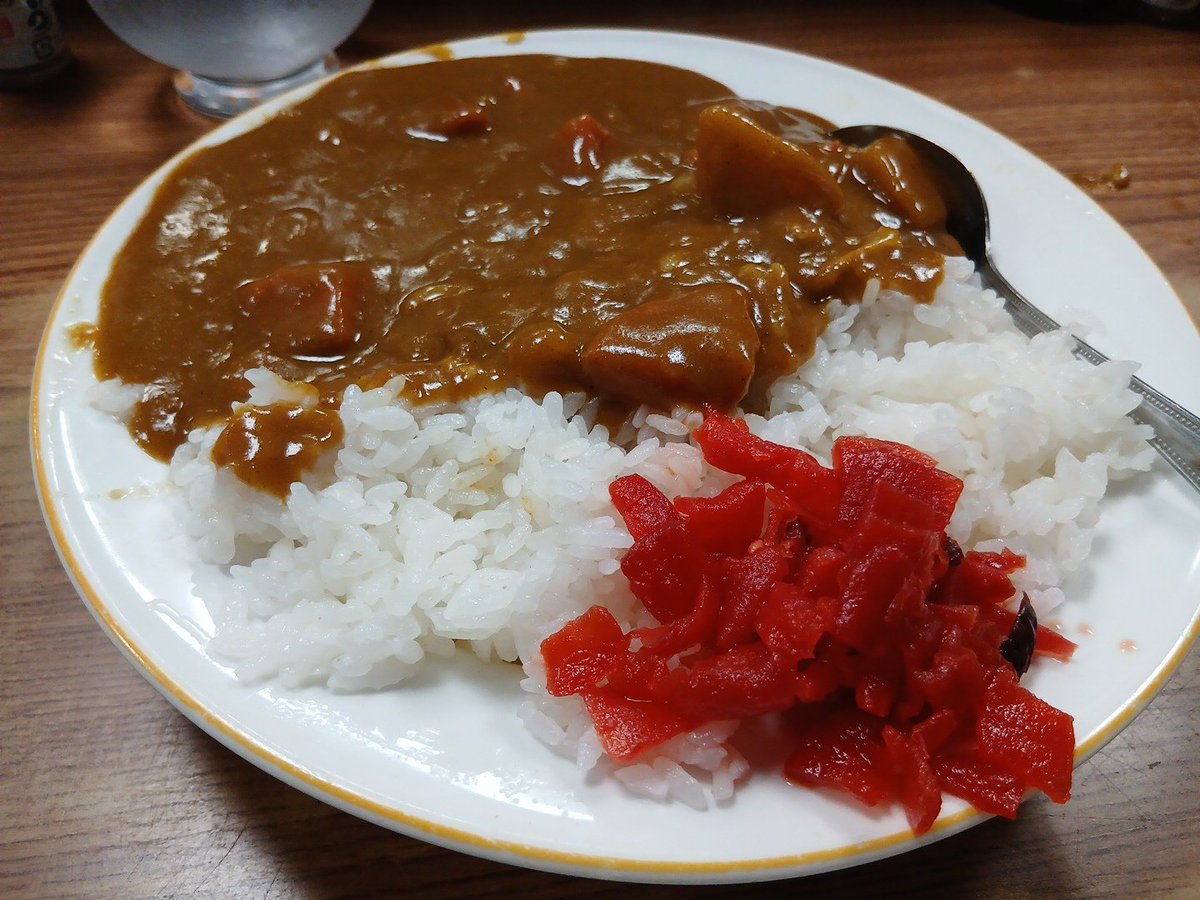 saksaksak02's tweet image. うなぎ屋のカレー食べてみた
#うま
