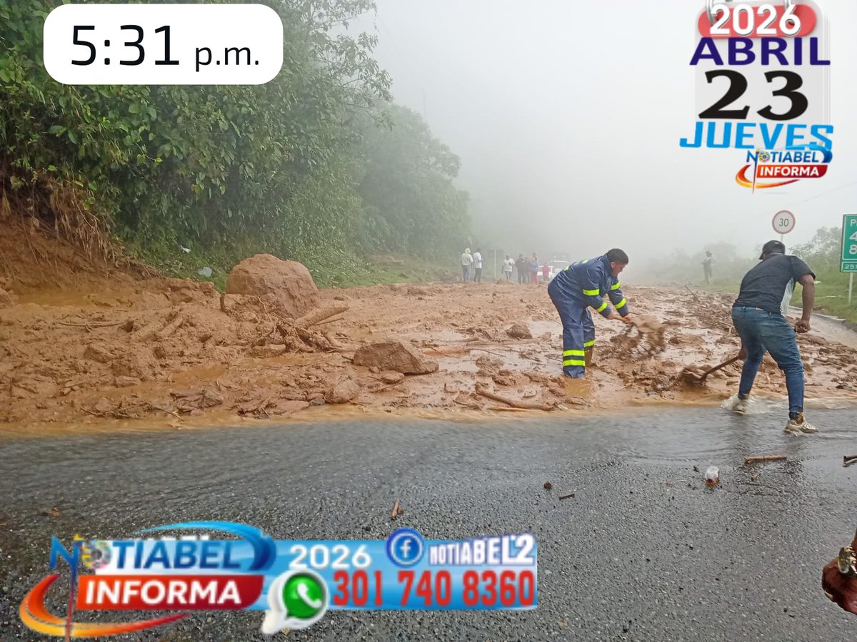 noti_abel's tweet image. Subiendo #Ventanas entre #Valdivia y #Yarumal, pequeño deslizamiento.