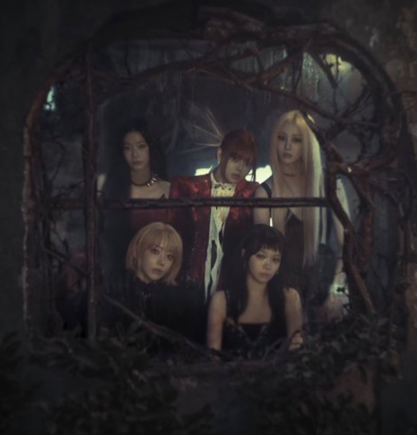 chaewonzpet's tweet image. In less than an hour the song is about to be released. Let's drop the tags fearnots 🩷

CELEBRATION OUT NOW 
CELEBRATION WITH LE SSERAFIM 
#STREAM_CELEBRATION
#CELEBRATION #LE_SSERAFIM