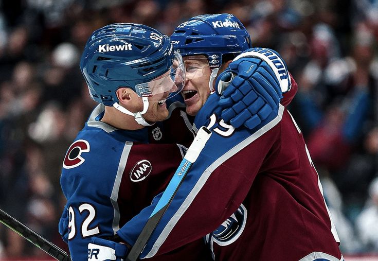 x - mar 🐧 tweet media