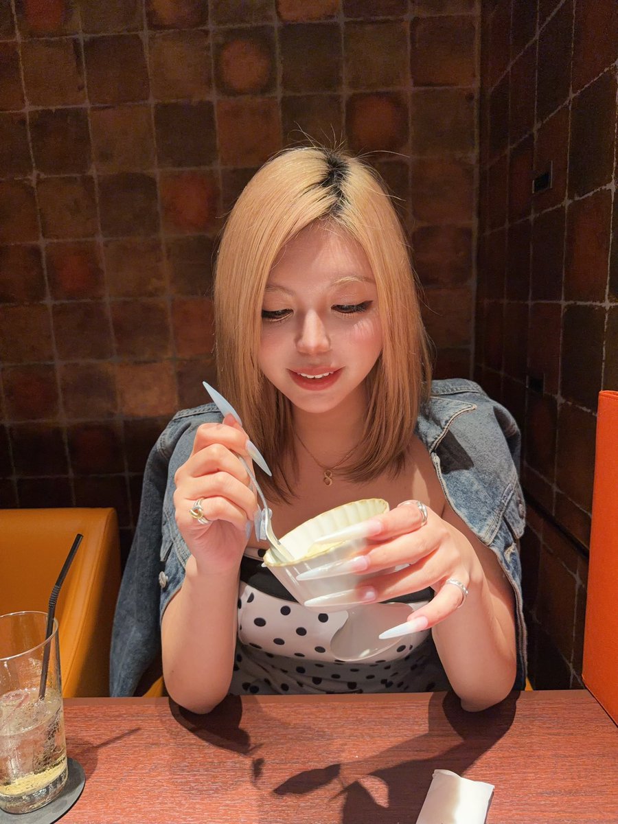 まかろん🍺💜 tweet media