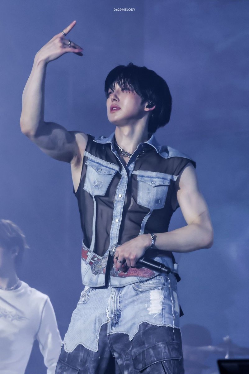 ⊹ ࣪ ﹏𓊝﹏𓂁﹏⊹ ࣪ ˖ Blue 𓆝 𓆟 𓆞 𓆝 tweet media