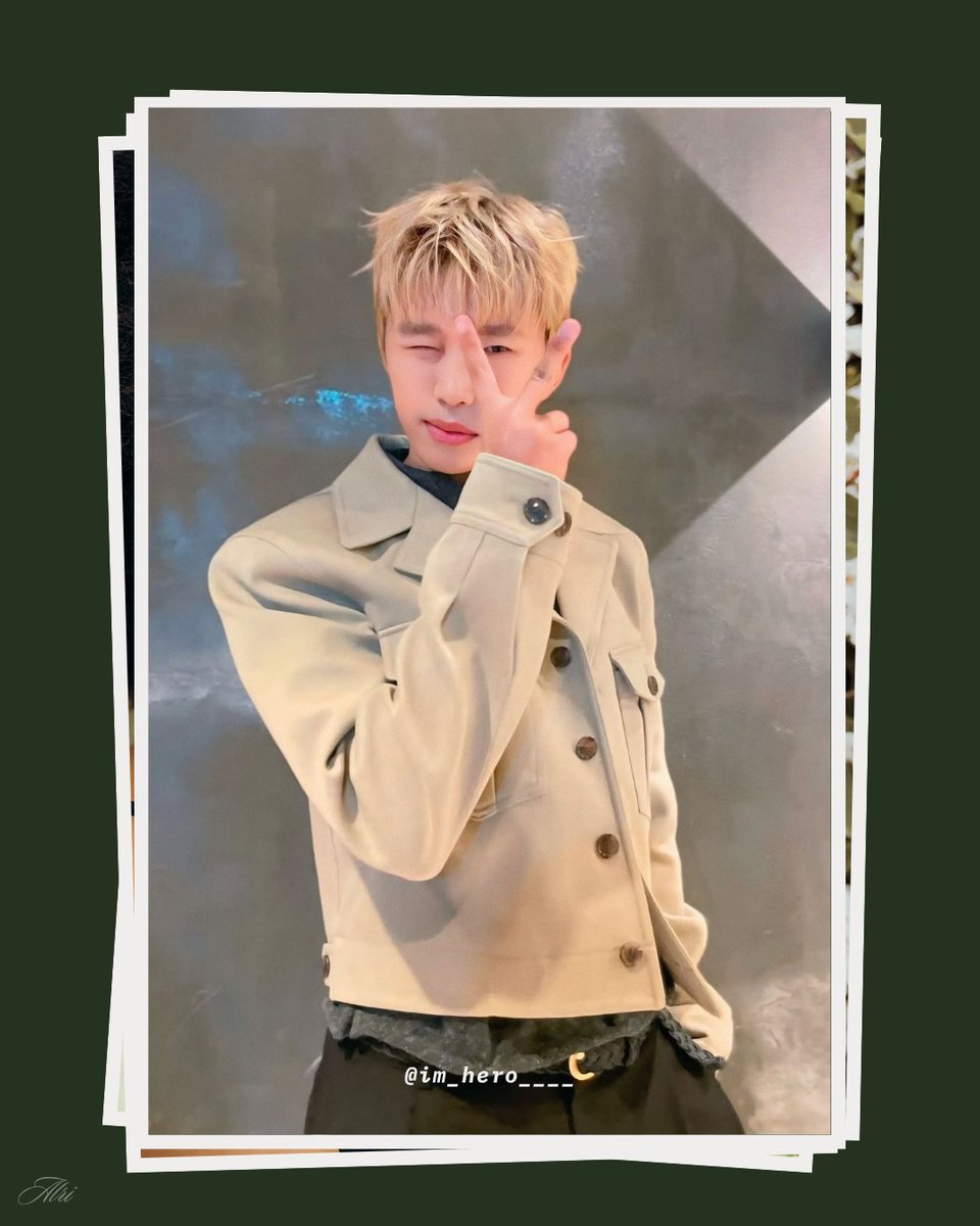 DY67B6iySmY5ddC's tweet photo. 임영웅 😯❓️
  귀염뽀짝 생명체 
이뽀 😚이뽀😚
#임영웅
#limyoungwoong 
#임영웅_순간을영원처럼 
#임영웅_슈스웅
#임영웅_넘사벽아티스트 
출처: im_hero____
편집:알리 https://t.co/WrqdANMrEp