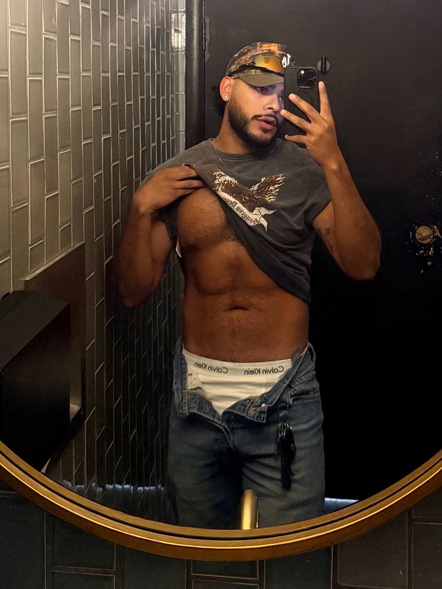 NickrHerrera tweet media