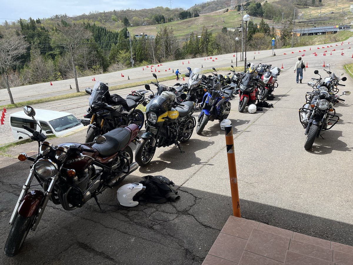 やんぴ tweet media