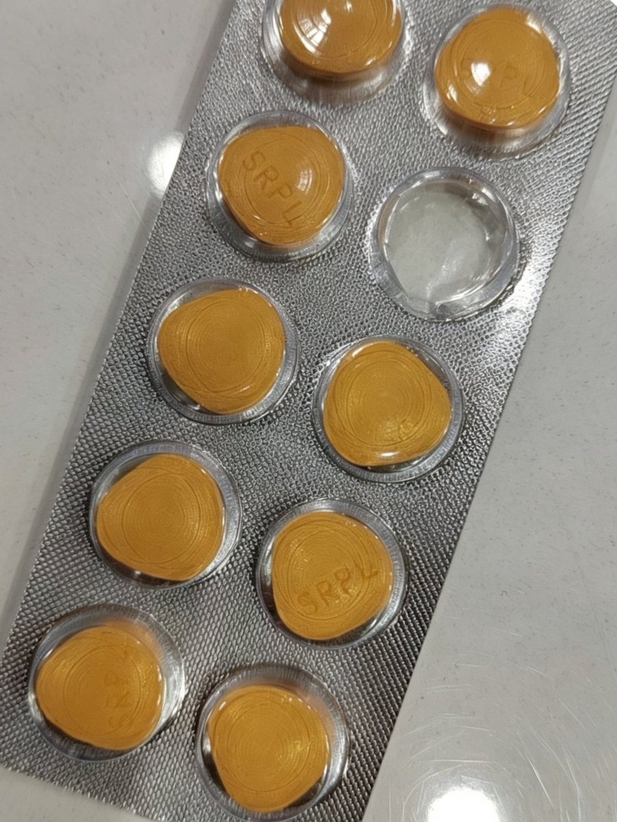 前天晚上给我家死鬼吃了一颗这个，昨天头疼了一天，今天终于好点了😂下次可不敢给他吃了 https://t.co/uD9bQ5wuLs