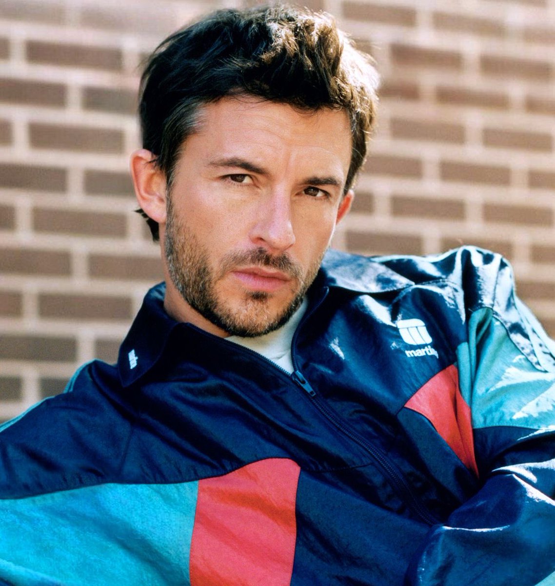 best of jonathan bailey tweet media