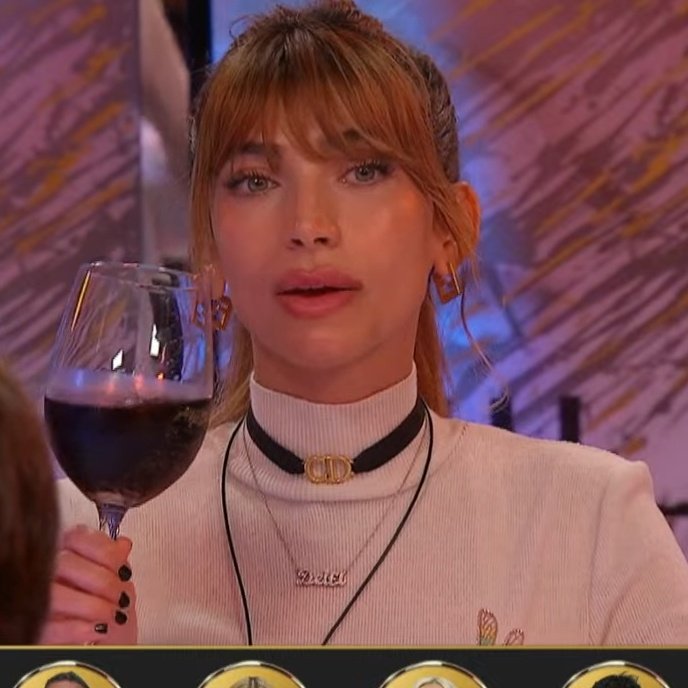 #GranHermano
ELLA volvió a GH y APLASTÓ a la mugrosa de tamara y a yipio al 9009