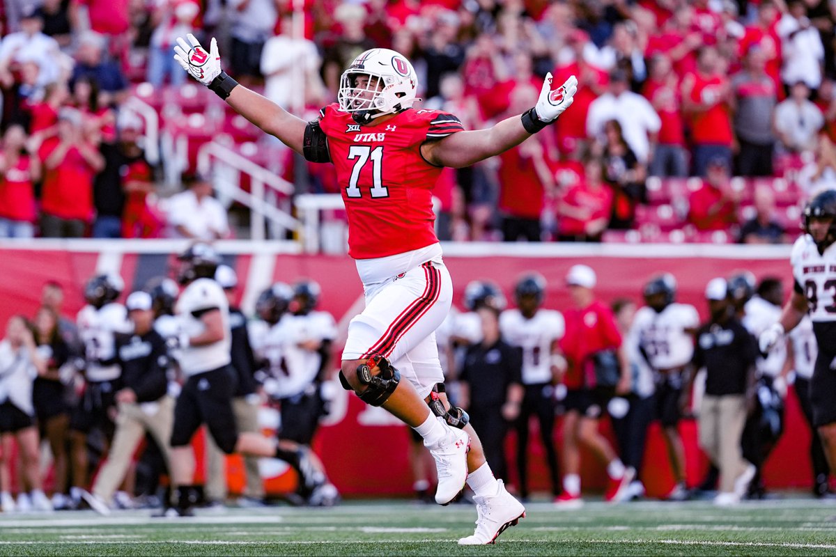 FlockNationSZN's tweet photo. With the 28th pick in the NFL Draft, the New England Patriots select…… CALEB LOMU

The Patriots add another piece to their Offensive line.

#NFLDRAFT  #Patriots https://t.co/mZ44vknLsV
