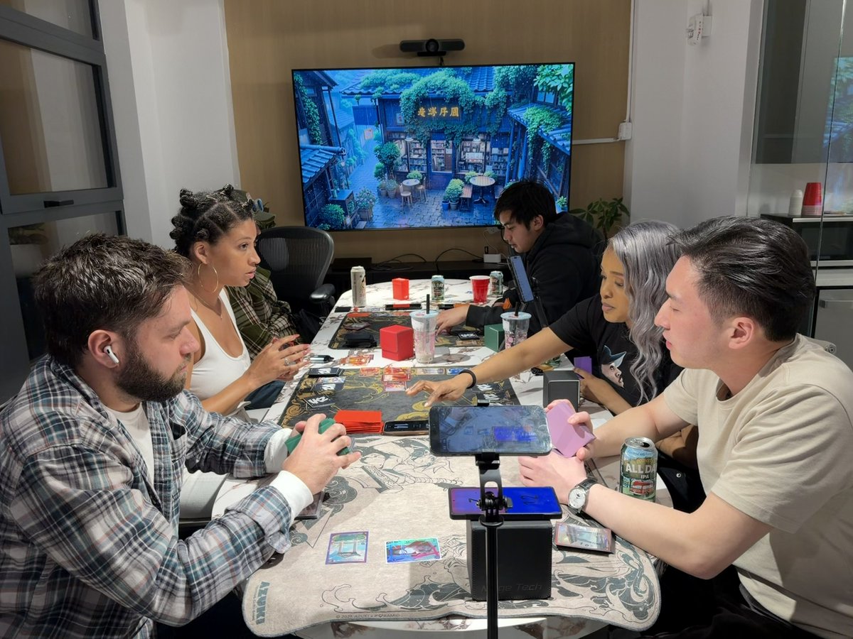 •ᴅɢᴛʟ• tweet media