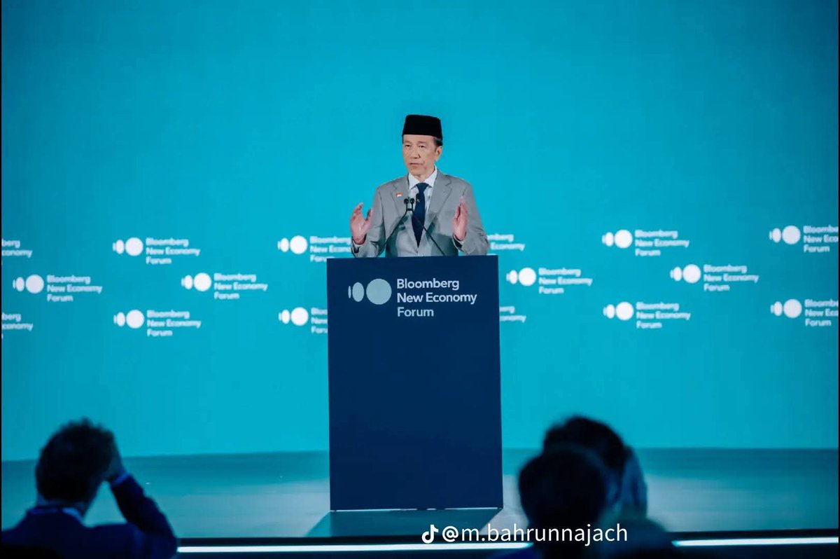 Vëe Kyoshi🀄 tweet media