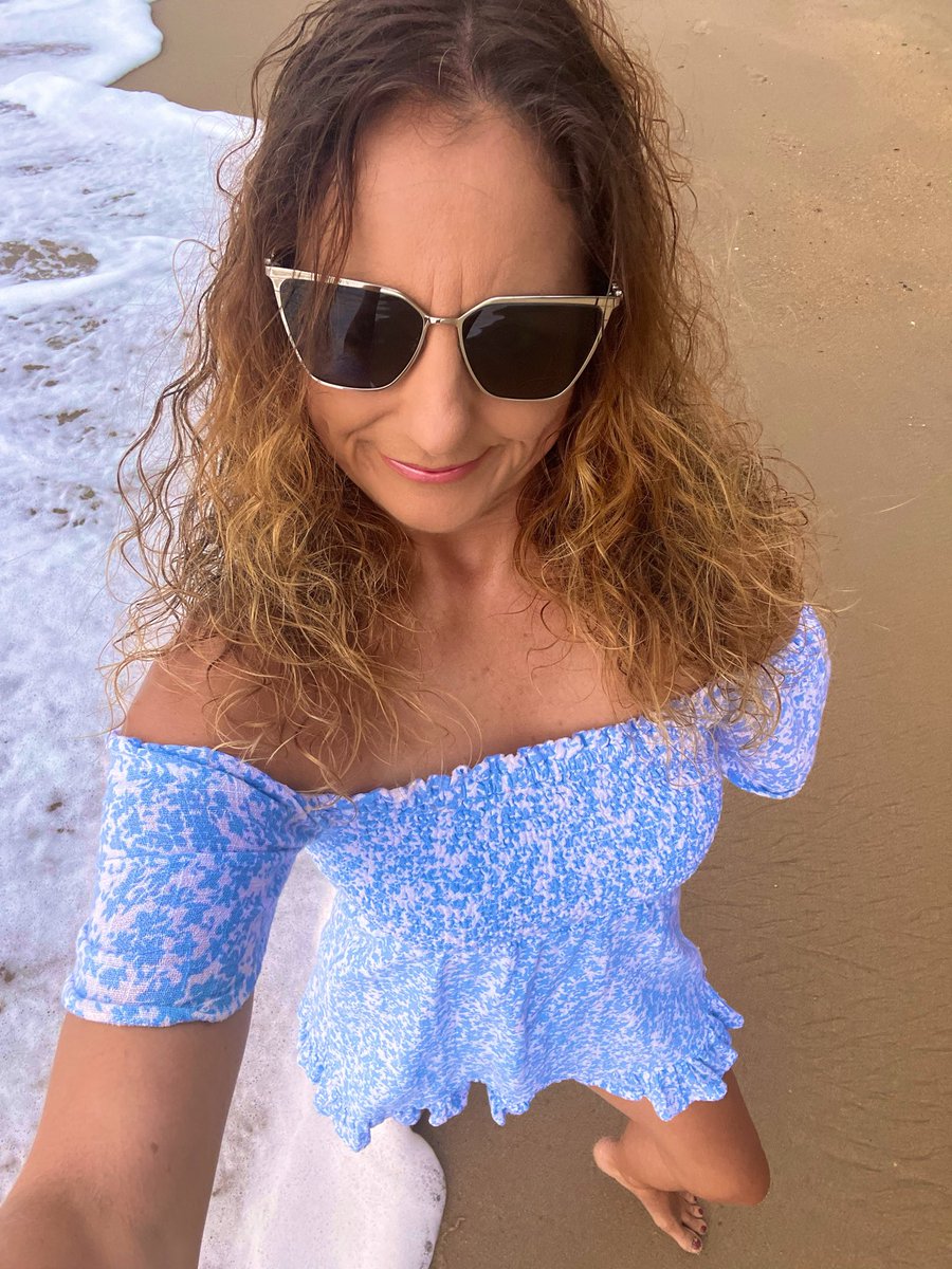 MagicAndPasta's tweet image. FriYAY 

In

The

Shire 🐬 

#LoveWhereYouLive

#FNQ 🏖️

#FriYAY 🥳🥳