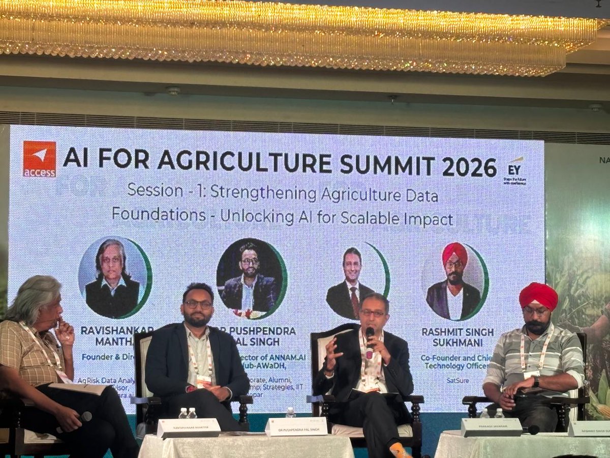 EY_India's tweet image. Prakash Jayaram @digital_xformer shared insights at the AI Summit, Lucknow on unlocking #AI in #agriculture. India’s vast agri #data needs stronger localisation, standardisation &amp;amp; interoperability. AgriStack can enable scalable, context aware AI with system level impact.