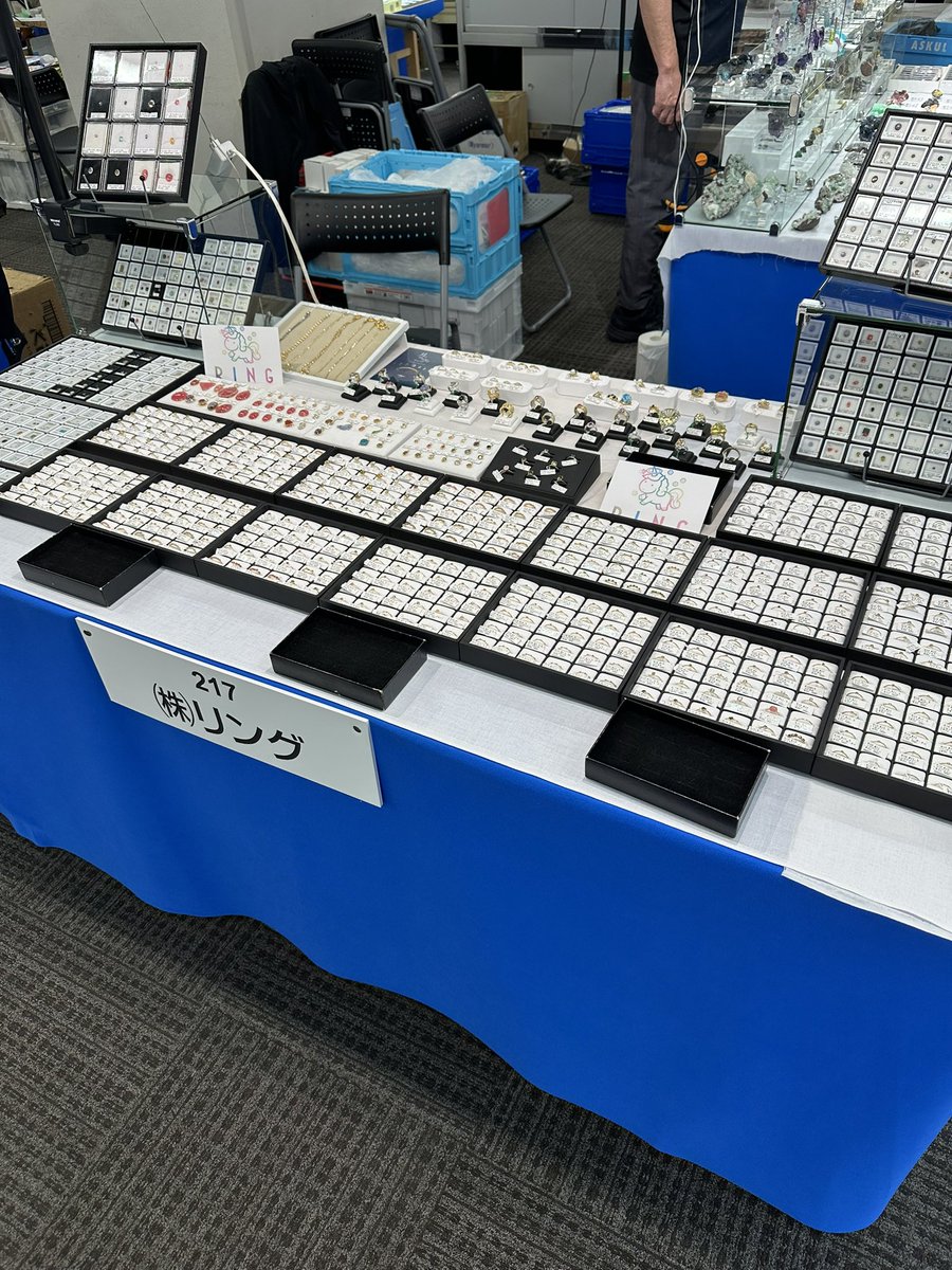 ringpeige's tweet photo. 石ふしぎ準備完了！

色々新しくつくりました。

ポストカードが進化しました！ https://t.co/OOpwSLIGfB