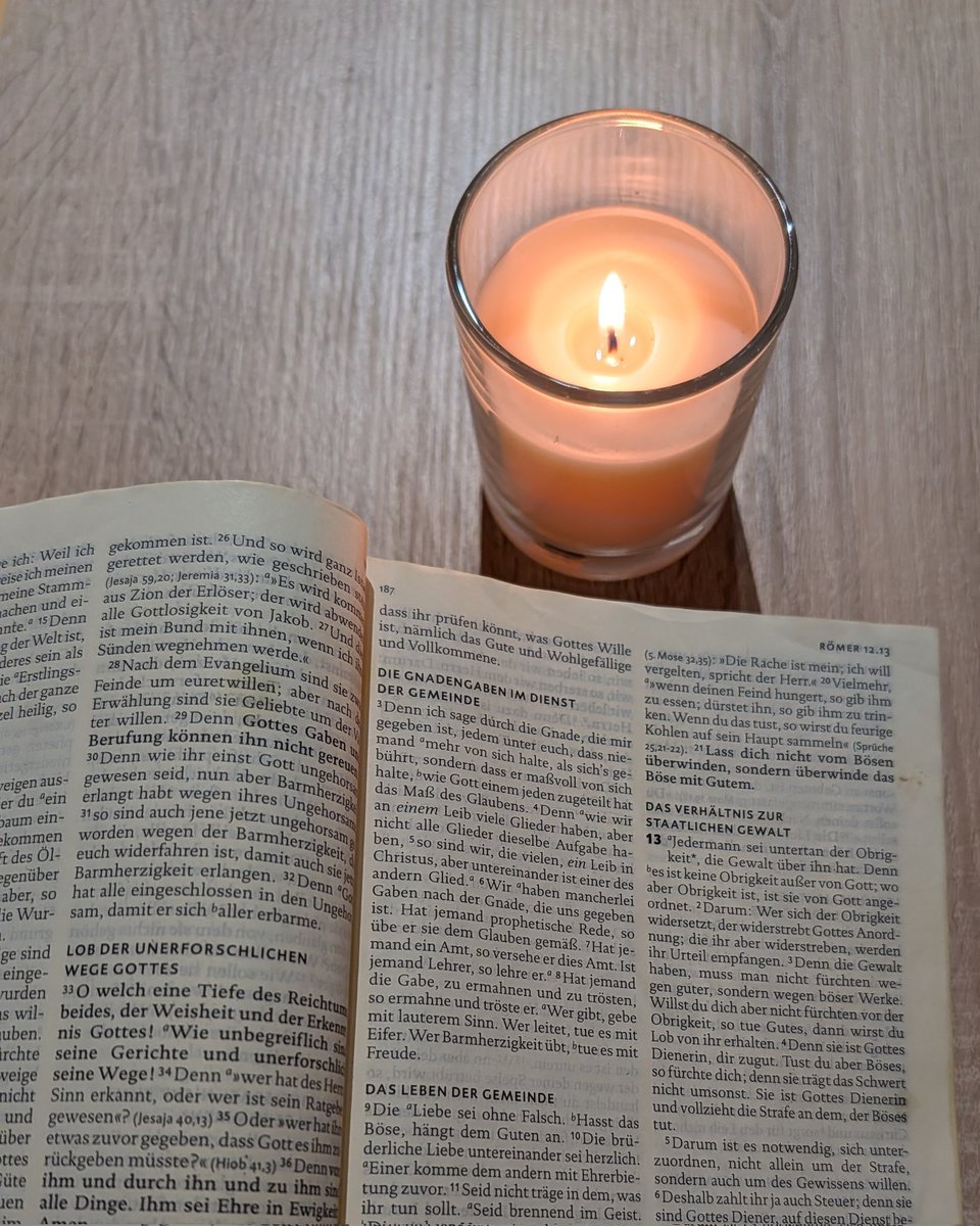 R ✝️ tweet media