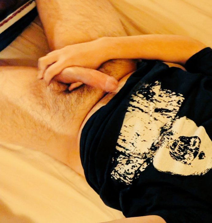 tenter001's tweet photo. Two oldies #gay #horny #latinocock #nsfwgay https://t.co/dzAHRM8OLp