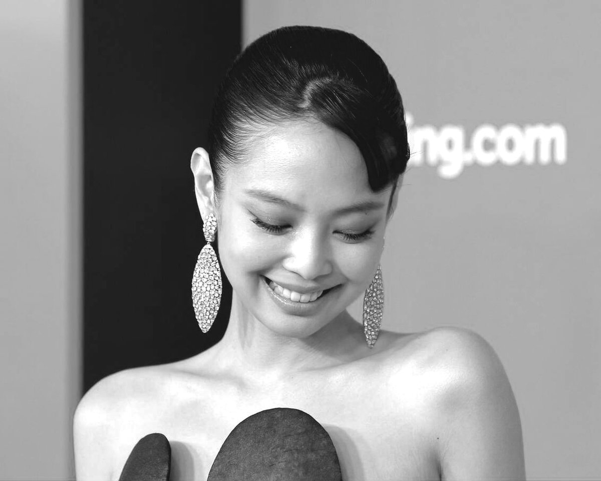 Pop Core tweet media