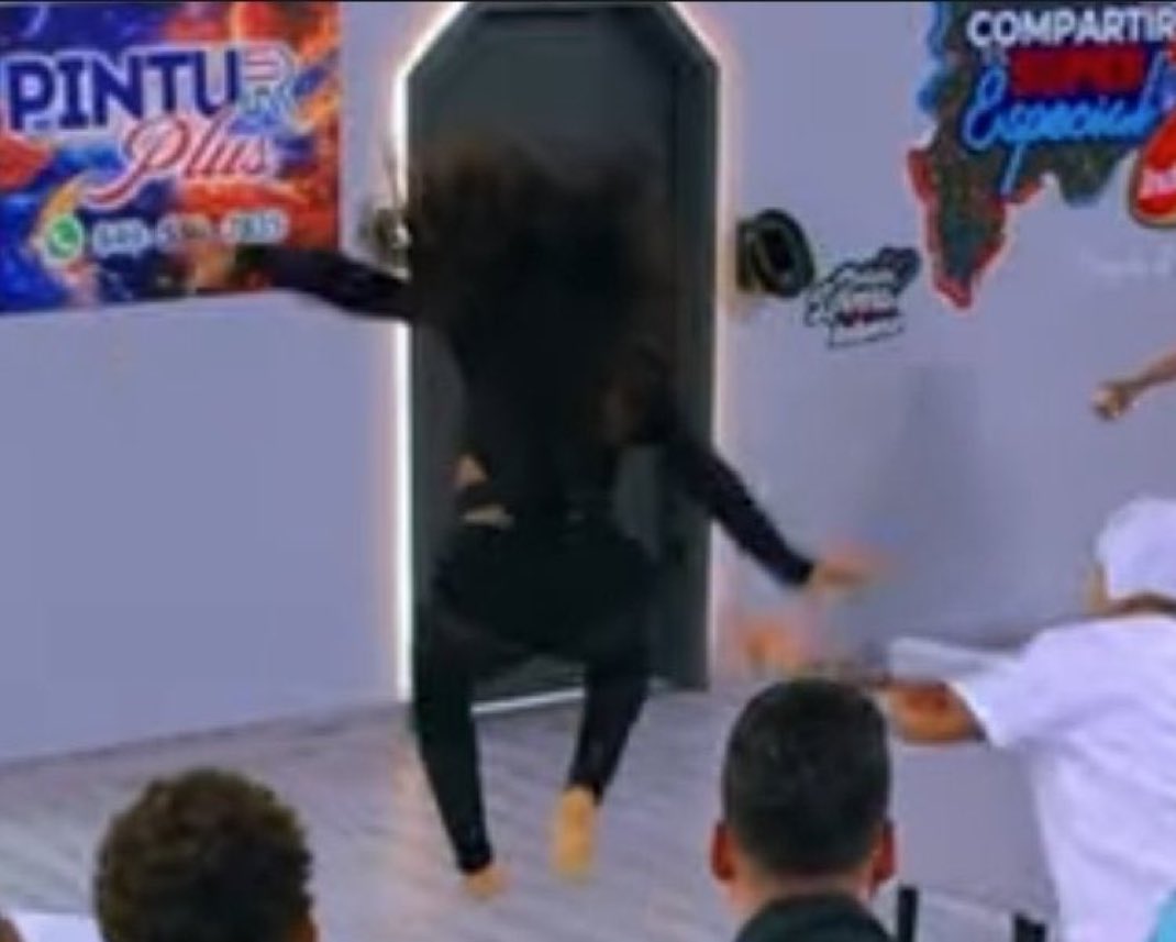 La vida de un gemelo🗺️ tweet media