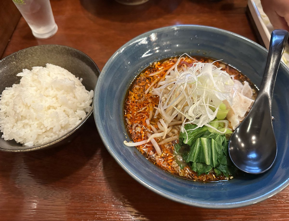 なえ♂ tweet media