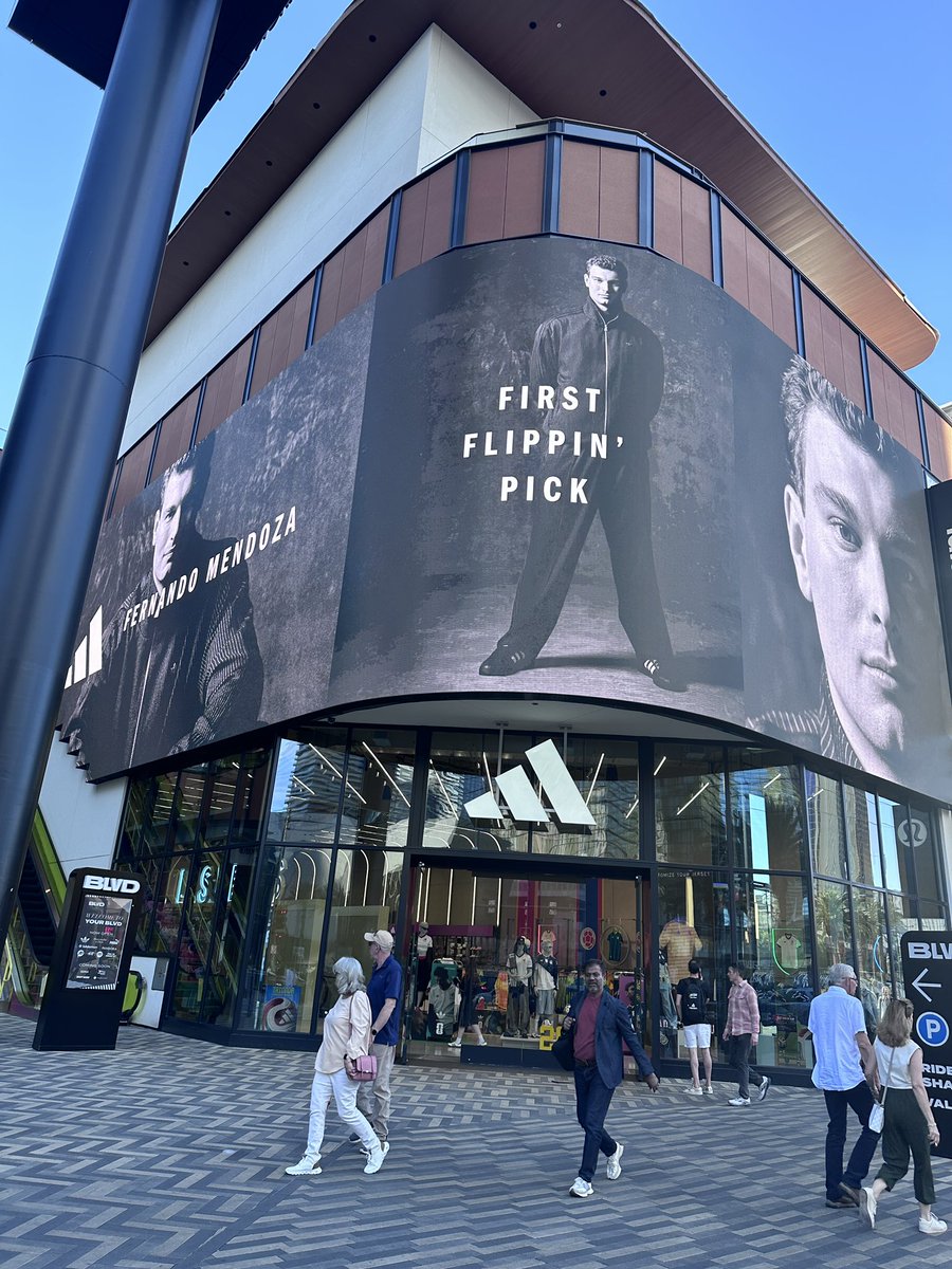 Nice Kicks tweet media