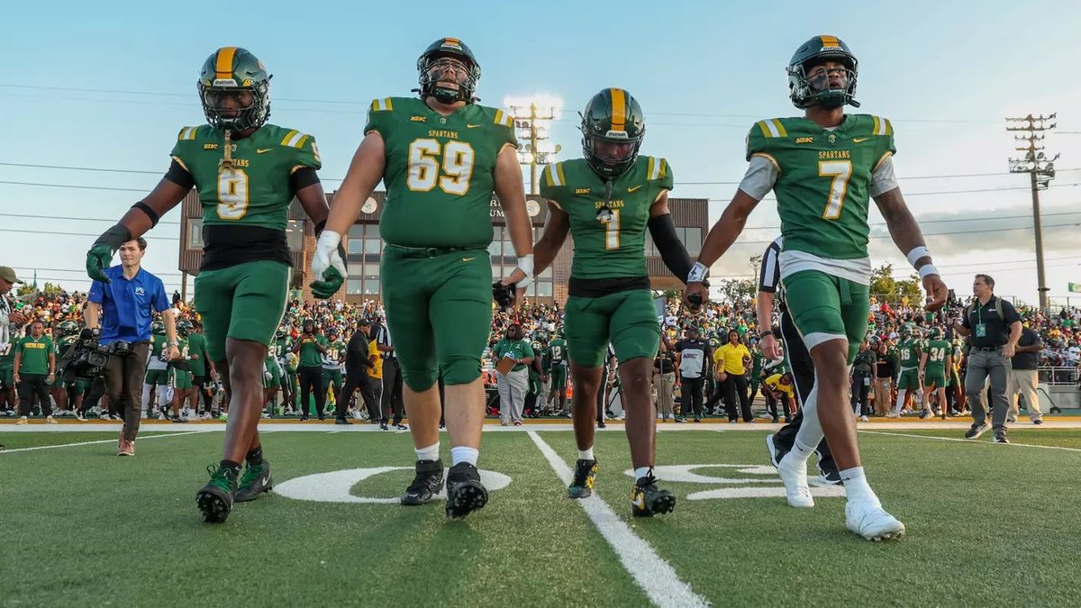 Ty Carlson JUCO WR tweet media