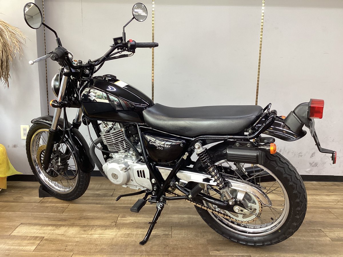 L_SizeBike's tweet photo. #SUZUKI #グラストラッカー #NJ4DA
新入荷情報!!!
2010年モデル 走行距離17551km
気軽にフォロー、いいね!、コメントよろしくお願いします。
気になる事はなんでもDM下さい。
詳しい在庫情報はグーバイクをクリック!
トップページのURLからどうぞ! https://t.co/gO8cFPoKez